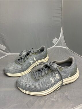Under Armour Liquify 3021963-108 Running Shoes - Size 6.5